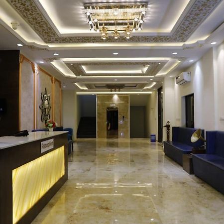 Hotel Grand Vasaante Bhīlwāra Екстериор снимка